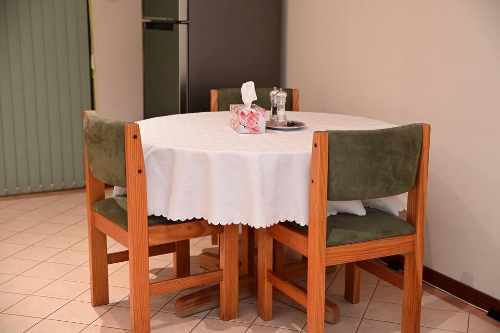 אליס ספרינגס Spacious Studio In Alicesprings Queenbed+Ksairbed מראה חיצוני תמונה